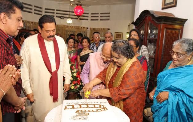 President greets Dr. Lester James Peiris 2