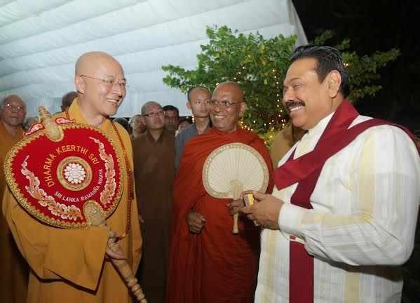 Foreign Buddhist delegation calls on Presiden5