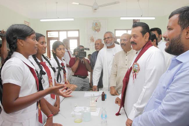 Mahindodaya Technical Laboratory at Jaffna  Wadakkachi Maha Vidyalaya 2