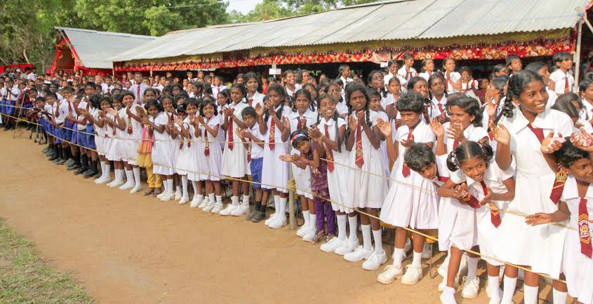 Mahindodaya Technical Laboratory at Jaffna  Wadakkachi Maha Vidyalaya 4