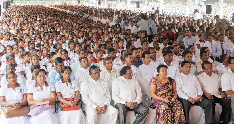 President Hands Over Motorcycles to Kandy District Field Officers 1