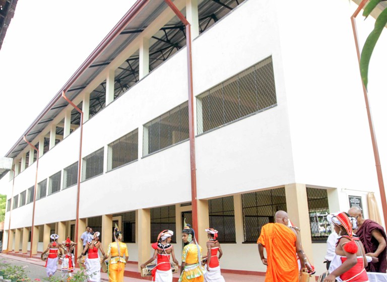 he paduwasnuwara bandaranayaka school 5