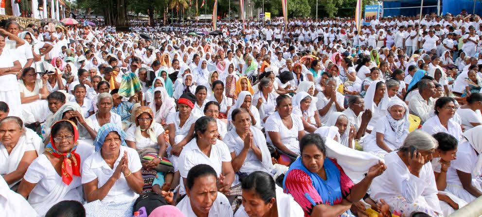 Anuradhapura Sandahiru Seya  President Places Omniscient Sacred Relics 4