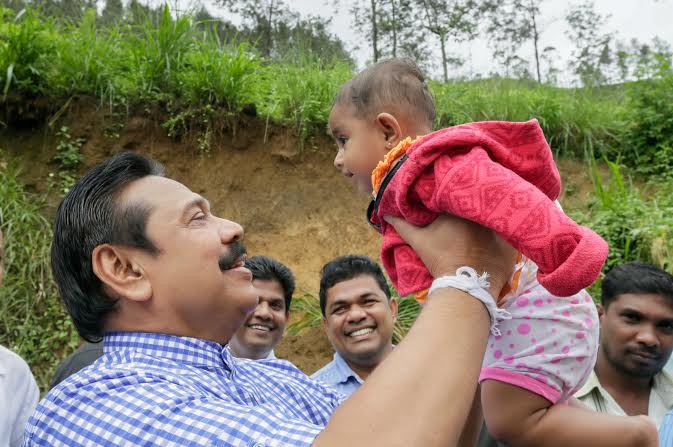 President Stops on the  Inspecting Road Clearance Work 3