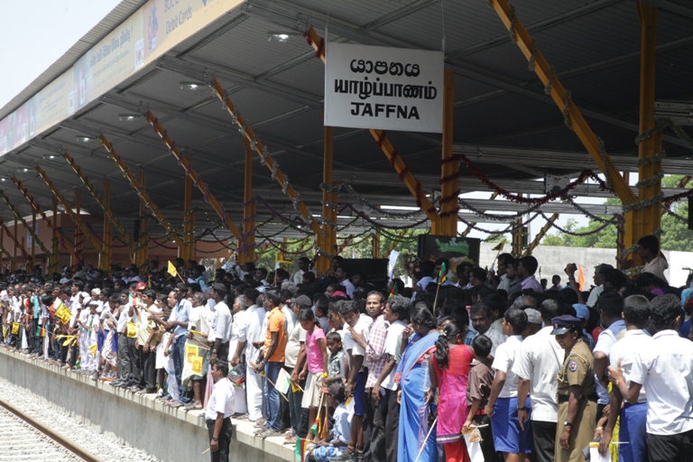 president opened  Jaffna railway station 3