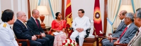 නව රාජ්‍ය තාන්ත්‍රිකයෝ තිදෙනෙක් ජනපතිට අක්තපත්‍ර භාර දෙති