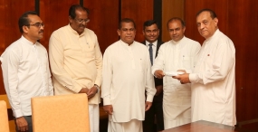 පාර්ලිමේන්තු සිද්ධියේ වාර්තාව කතානායකට පිළිගන්වයි