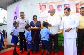 වතුකරයේ දරුවන්ට අධිපෝෂණ ශක්තියෙන් යුත් බිස්කට් වර්ගයක්