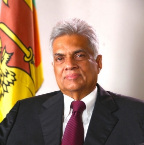 විජය නන්දිසිරි වැනි ප්‍රවීණ කලාකරුවන් අහිමි වීම පිරිමැසිය නොහැකි පාඩුවක් - අගමැති