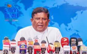 ඉදිරි ජනාධිපතිවරණයේදී සාම්ප්‍රදායනුකූල දේශපාලනයේම යෙදුණොත් රටේ තෙවැනි සිවිල් යුද්ධයක් ඇති වීම වැළැක්විය නොහැකියි