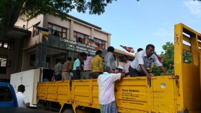 මාතර ද්‍රව්‍යමය ආධාර ආපදාවට පත් ප්‍රදේශ වලට පිටත් කෙරේ