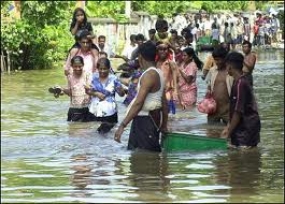 ආපදාවන් පිළිබඳ අන්තර්කාලීන වාර්තාව භාර දෙයි