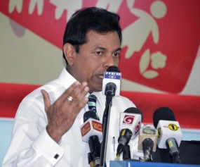 ඩෙංගු මර්දන වැඩසටහනේ දෙවැනි දිනය අදයි- තම පරිශ‍්‍ර පිරිසිදුව තබාගන්න