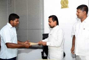 තවත් අසරණ පවුල් 33ක් සඳහා &quot;ජනසෙවණ&quot; නිවාස ආධාර