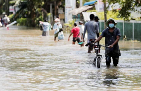 අයහපත් කාලගුණයෙන්  පුත්තලම දිස්ත්‍රික්කයේ පුද්ගලයින් 19,128 දෙනෙකු පීඩාවට