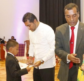 ග්‍රීන් ලේන් දින පොත ලිවීමේ තරගයේ ත්‍යාග ප්‍රදානය කෙරේ