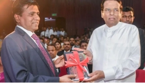 රටට ආදරය කරන සියලුදෙනා කඩිනමින් රට වෙනුවෙන් නිවැරදි තීන්දුවකට එළැඹිය යුතු බව ජනපති පවසයි