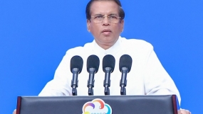 ත්‍රස්තවාදය ලොවෙන් අතුගා දැමීමට සියලු රාජ්‍යයන් මිත්‍රශීලීව අත්වැල් බැඳගත යුතු බව ජනපති ලෝක නායකයන් ඉදිරියේ අවධාරණය කරයි