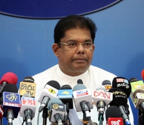 ගංවතුරින්  විපතට පත් ජනතාවට රජය ලබාදෙන වියළි ආහර සළාකය අඛණ්ඩව