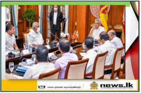 මගී ප්‍රවාහනය නගාසිටුවන්න කෙටි හා දිගු කාලීන සැලැස්මක් - ප්‍රවාහන සේවා සංවර්ධනය බස් රථය හෝදන තැනින් පටන් ගන්න.