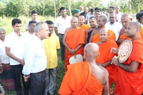 ඉදිකිරීමට යෝජිත දෙනියාය නව රෝහල් භූමියේ නිරීක්ෂණ චාරිකාවක්