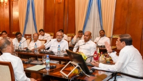 නිදහස් සන්ධාන මැයි රැළිය සාර්ථක කර ගැනීමට දේශපාලන පක්ෂ රැසක් ජනපති හා එක් වෙයි