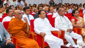 මැති ඇමතිවරු තෙමසකට වරක්වත් සෑම දිස්ති‍්‍රක්කයකම සංචාරය කළයුතුයි - ජනපති