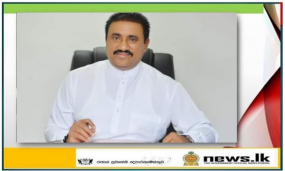 වරායේ සිරවී ඇති අත්‍යවශ්‍ය භාණ්ඩ නිදහස් කිරීමට අවශ්‍ය සියලු පහසුකම්- අමාත්‍ය රෝහිත අබේගුණවර්ධන