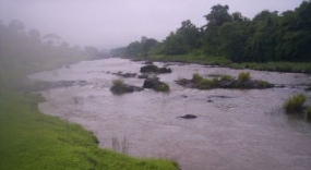 කළු ගගෙහි ජල මට්මට පිටාර මට්ටමට-ගංගා ධාරා ප්‍රදේශයට ගංවතුර අනතුරු ඇගවීම්