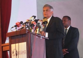 මගේ ඇඟ බැදලා තිබෙනවාද, ඔළුව බැදලා තිබෙනවා ද, නැතිනම් කකුල් බැදලා තිබෙනවා ද කියා මම දන්නේ නැහැ.