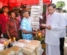 ජගත් පරිසර දින සැමරුම් මහෝත්සවය විහාරමහාදේවි උද්‍යානයේ දී