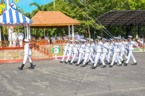 මූලික අනුගතවීමේ පාඨමාලාව සාර්ථකව සම්පූර්ණ කල නිලධාරීන් 13 ක් නාවික හා සාගරික විද්‍යාපීඨයේදී විසිර යයි