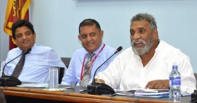 දේශපාලන වැඩසටහන් අපක්ෂපාතීව හා නිවැරැදිව වාර්තා කළ යුතුයි - මාධ්‍යයට සදාචාරයක් තිබෙනවා නම් මාධ්‍ය උපමානවලින් වැඩක් නෑ