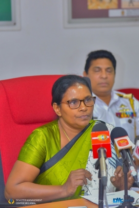 හෙට(26) දින සිට කාළගුණය යහපත් අතට - කාලගුණ විද්‍යා  දෙපාර්තමේන්තුවේ   අධ්‍යක්ෂකවරිය පවසයි