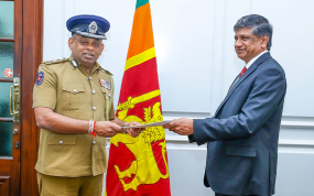 දේශබන්දු තෙන්නකෝන් මහතා පොලිස්පති ධූරයට