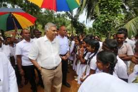 ප්‍රදේශවල නායයාම වැළැක්වීමට පියවර ගන්නවා - අගමැති