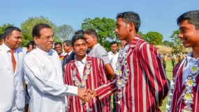 පොළොන්නරුව රාජකීය විද්‍යාලයේ නව කි‍්‍රකට් ක්‍රීඩාංගණය ජනපති අතින් සිසු අයිතියට