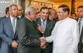 ඉන්දියාවේ දී ජනපතිට උණුසුම් පිළිගැනීමක්