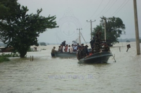 අයහපත් කාලගුණයෙන් ආපදාවලට ලක් වූ අයට ත්‍රිවිධ හමුදා සහය