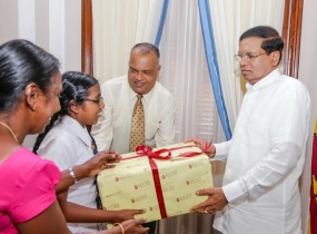 මල්කි හංසිකා ආරියවංශ දැරියට ජනපති අතින් බේල් යන්ත්‍රයක්