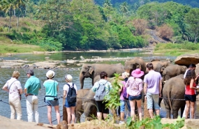 ලෝකයේ හොඳම සංචාරක ගමනාන්ත දහය අතරින් ශ්‍රී ලංකාව මුලික ස්ථානයට නම් කිරීම අපේ සංචාරක ව්‍යාපාරය ලත් ජයග්‍රහණයක්