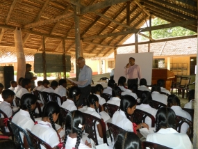 මුලතිව් සා/පෙළ වෙනුවෙන් පෙනී සිටින සිසුන් සඳහා පුනරීක්‍ෂණ සම්මන්ත්‍රණ මාලාවක්