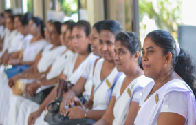 2025 වර්ෂයේදී දහම් පාසල් ගුරුවරුන් සඳහා වාර්ෂිකව රුපියල් 7500ක දීමනාවක්