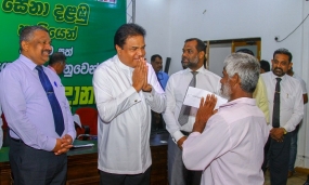 අනුරාධපුර දිස්ත්‍රික්කයේ සේනා දළඹු උවදුරෙන් පීඩාවට පත් ගොවීන්ට වන්දි