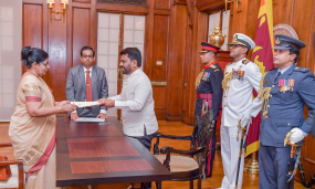 වැඩබලන අගවිනිසුරු ජනපති ඉදිරියේ දිවුරුම් දෙයි