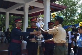 හර්මන් ලෝස් ද සොයිසා කුසලාන සිල්වෙස්ටර් විද්‍යාලයට හා මලියදේව බාලිකාවට