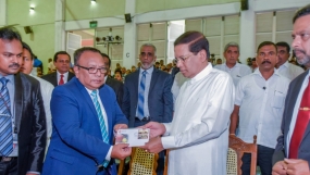 කිසිදු රාජ්‍ය චක‍්‍රලේඛයක් මහජන සේවාවන් ප‍්‍රමාද කිරීමට හේතු නොවිය යුතු බව ජනපති අවධාරණය කරයි