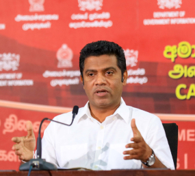 වාහන ආනයනය පිළිබඳ කරුණු පැහැදිලි කරයි - කැබිනට් ප්‍රකාශක, වෛද්‍ය නලින්ද ජයතිස්ස