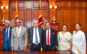 ජ්‍යෙෂ්ඨ නීතිවේදීන් පස් දෙනෙකුට ජනාධිපති බහුමාන