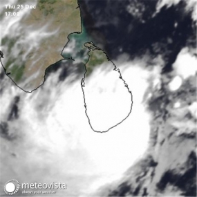 අද රාත්‍රියේ තද වැසි - පැ.කි.මී. 60-80 දක්වා තද සුළං